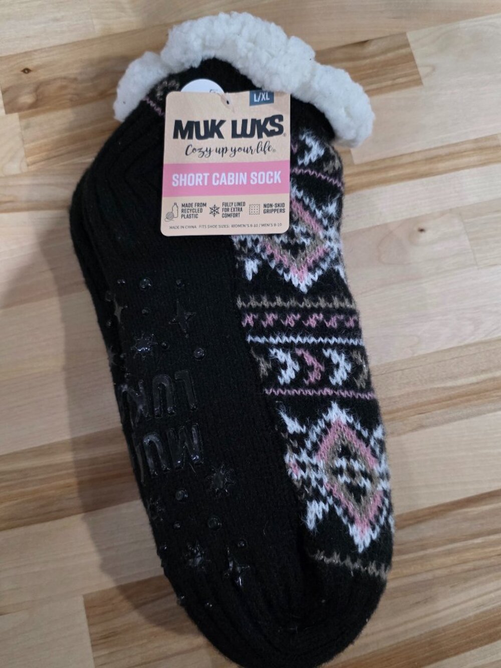 MUK LUKS Cabin Sock Short Black Cabin Slippers Pink & Cream Fair Isle